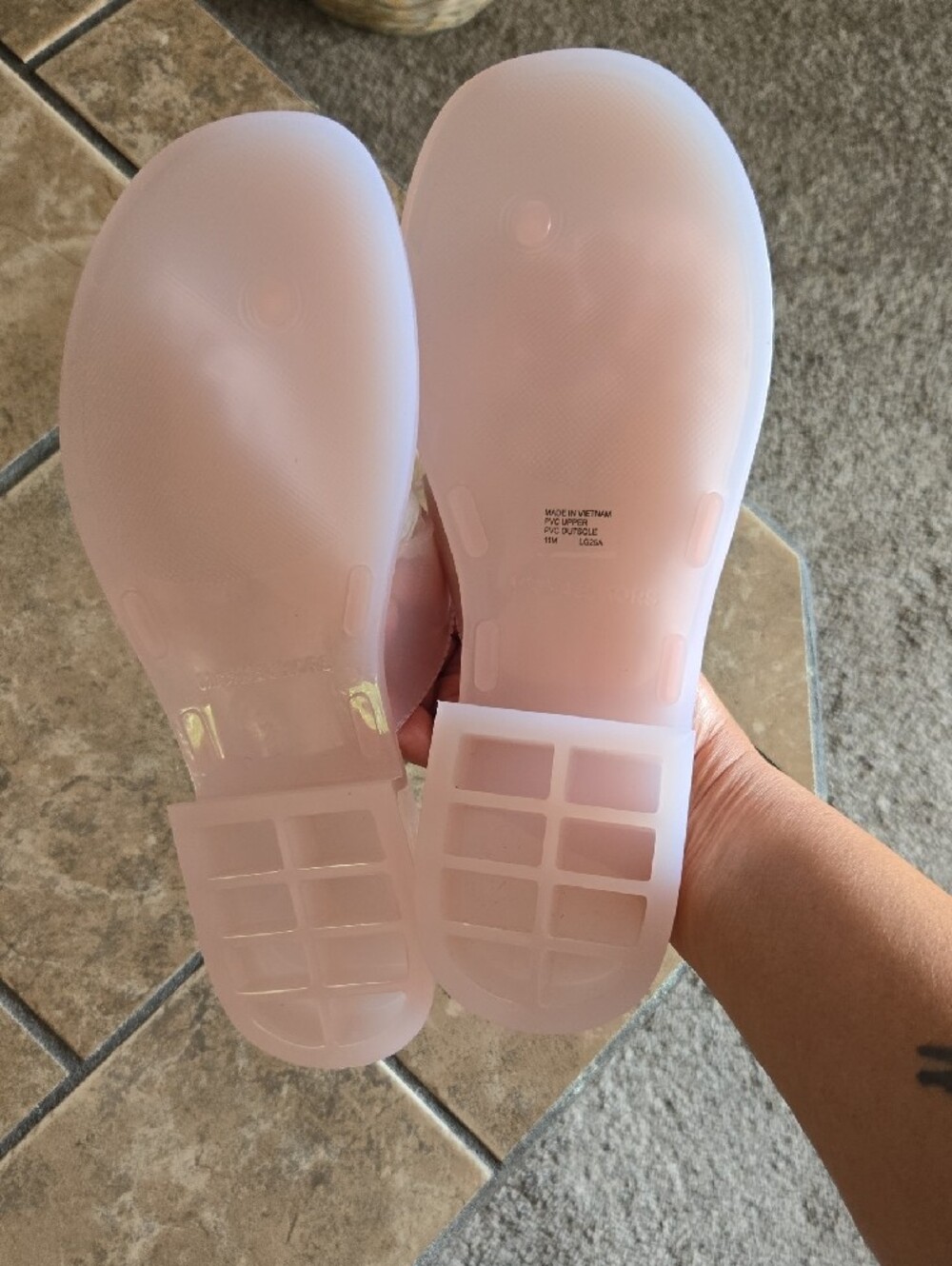 Michael Kors Hannah Jelly Thong Sandals in Light Pink💞⭐️ Size 11 - Picture 6 of 9
